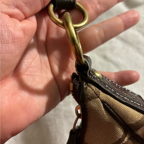 Coach Signature Jacquard fabric with Stripe Brown Front Logo Hobo purse. - Picture 12 of 15